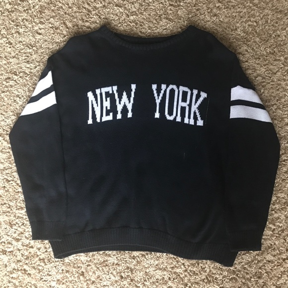 Brandy Melville Sweaters - Brandy Melville New York Navy Sweater